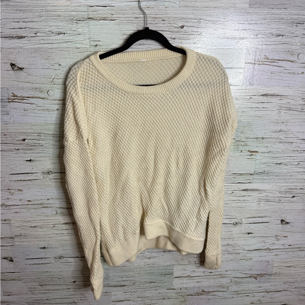 Lululemon Yogi crew sweater cream size 8